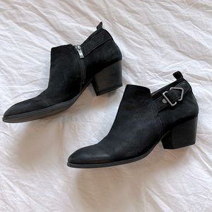 Franco sarto black bootie in 7.5. gently worn.